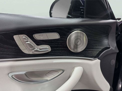 Used 2022 Mercedes-Benz E 350 4MATIC Sedan image 18