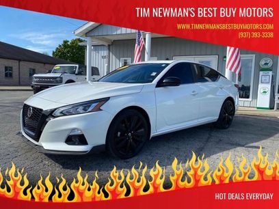 Used 2022 Nissan Altima 2.5 SR w/ Midnight Edition Package