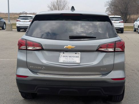 Used 2024 Chevrolet Equinox LS w/ LS Convenience Package AWD/4WD image 5