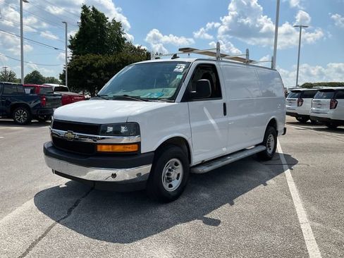 Used 2022 Chevrolet Express 2500 w/ Driver Convenience Package RWD image 1