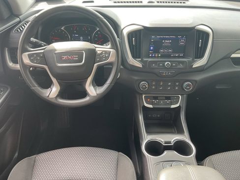 Used 2024 GMC Terrain SLE FWD image 22