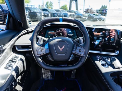 Used 2023 Chevrolet Corvette Stingray Preferred Conv w/ Z51 Performance Package RWD image 13