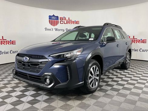 Used 2024 Subaru Outback AWD/4WD image 7
