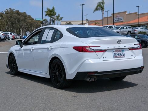 Used 2025 Toyota Camry SE FWD image 12