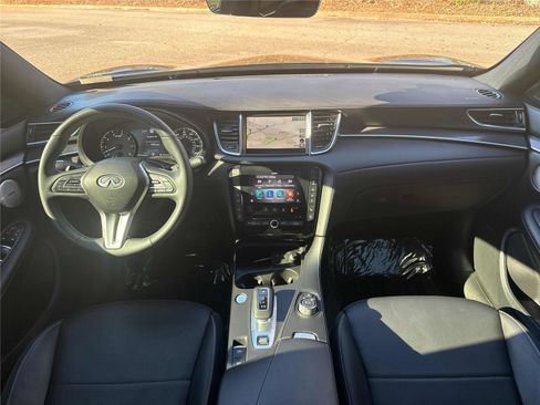 Used 2023 INFINITI QX50 Sport image 12