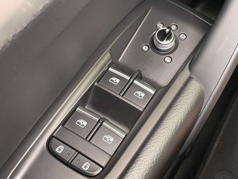 Certified 2025 Audi Q5 2.0T Premium AWD/4WD image 36