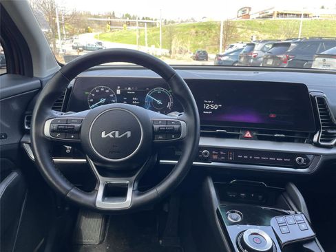 Used 2023 Kia Sportage SX Prestige image 19