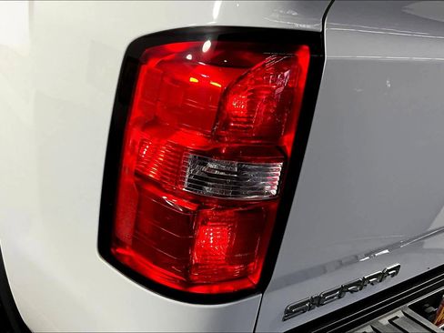 Used 2016 GMC Sierra 2500 Denali w/ Duramax Plus Package image 27