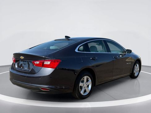 Used 2022 Chevrolet Malibu LS w/ Driver Confidence Package II FWD image 4