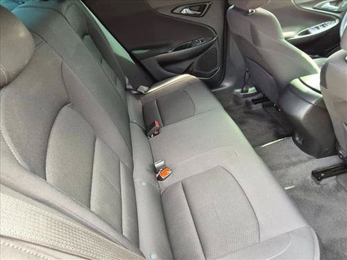 Used 2022 Chevrolet Malibu LS FWD image 18