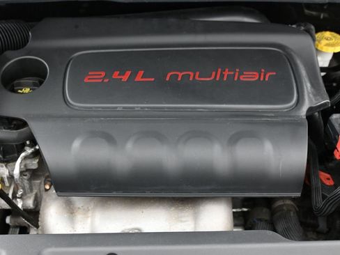 Used 2022 Jeep Compass Latitude image 40