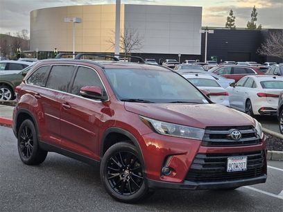 Used 2019 Toyota Highlander SE w/ Protection Package #3