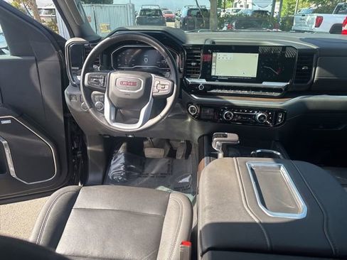 Used 2022 GMC Sierra 1500 SLT w/ SLT Premium Plus Package AWD/4WD image 33