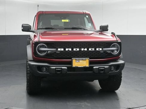 Certified 2025 Ford Bronco Badlands AWD/4WD image 2