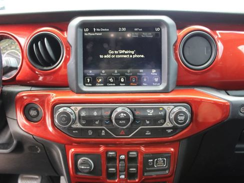 Used 2021 Jeep Gladiator Sport AWD/4WD image 21