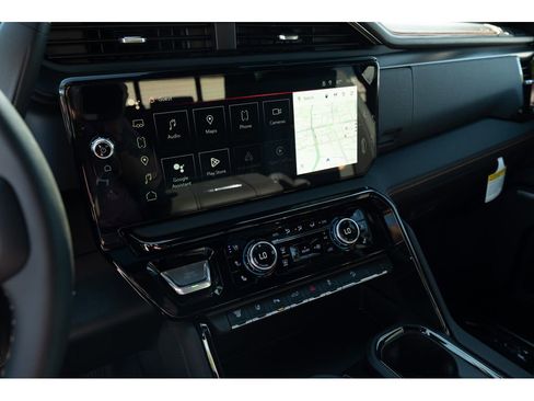 New 2026 GMC Sierra 3500 AT4 w/ AT4 Premium Plus Package AWD/4WD image 24