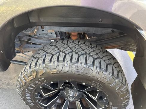 Used 2019 Ford F350 Platinum w/ Platinum Ultimate Package AWD/4WD image 8