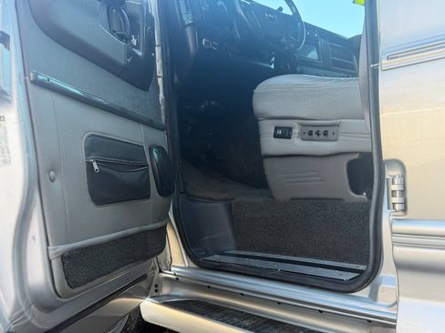 Used 2013 GMC Savana 1500 RWD image 4