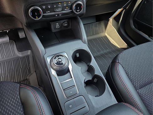 New 2025 Ford Escape ST-Line w/ Equipment Group 301A image 25