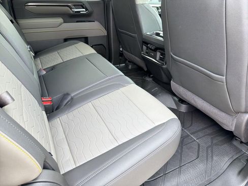 New 2026 Chevrolet Silverado 2500 ZR2 AWD/4WD image 29