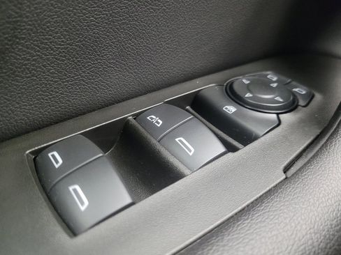 Used 2024 Chevrolet Blazer LT w/ Convenience Package FWD image 27