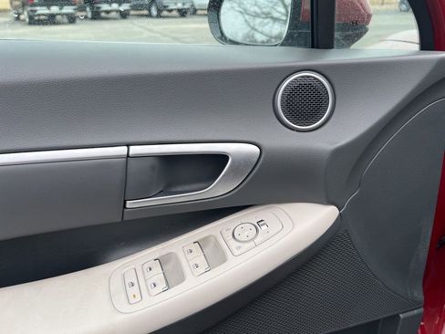 Used 2025 Hyundai Sonata SEL image 8