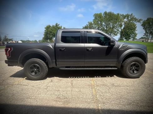 Used 2017 Ford F150 Raptor w/ Equipment Group 802A Luxury AWD/4WD image 6