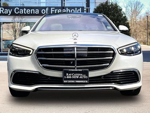 Used 2021 Mercedes-Benz S 580 4MATIC Sedan image 3