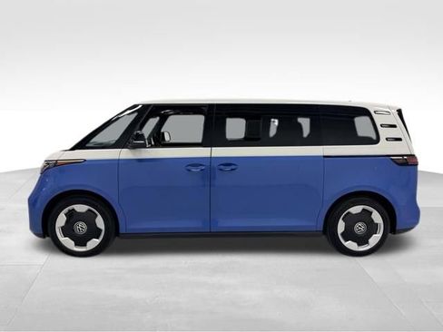 Used 2025 Volkswagen ID. Buzz Pro S RWD image 3