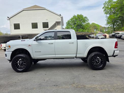 Used 2022 RAM 3500 Laramie AWD/4WD image 4