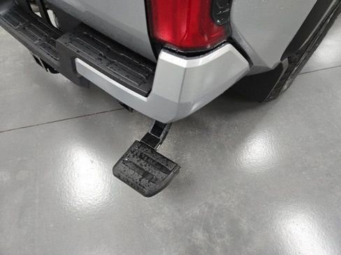 New 2026 Toyota Tacoma TRD Off-Road AWD/4WD image 13