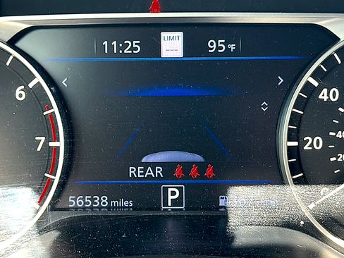 Used 2024 Nissan Altima 2.5 SV w/ SV Premium Package FWD image 28
