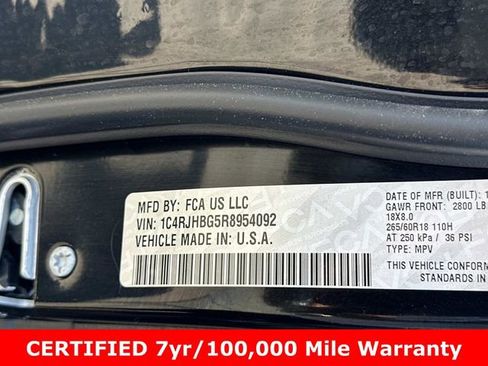 Used 2024 Jeep Grand Cherokee Limited w/ Luxury Tech Group II AWD/4WD image 31
