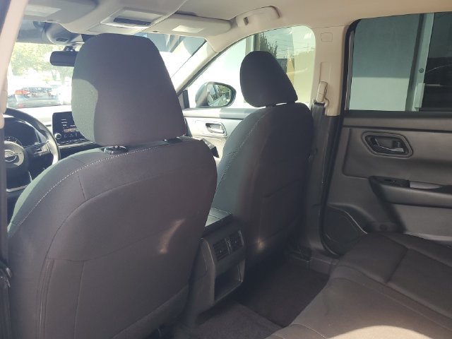 Certified 2024 Nissan Rogue S FWD image 31