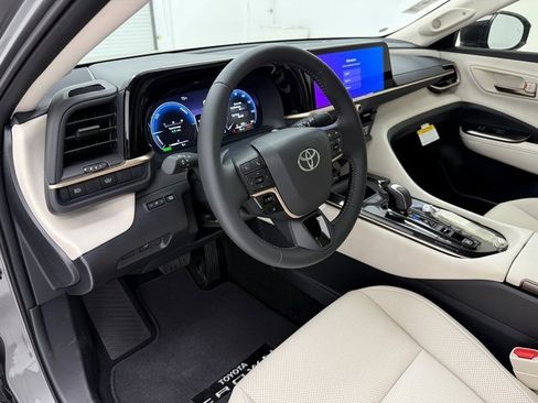 New 2026 Toyota Crown Limited image 8