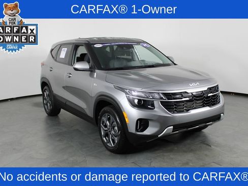 Used 2024 Kia Seltos LX AWD/4WD image 4