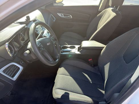 Used 2017 GMC Terrain SLE image 5