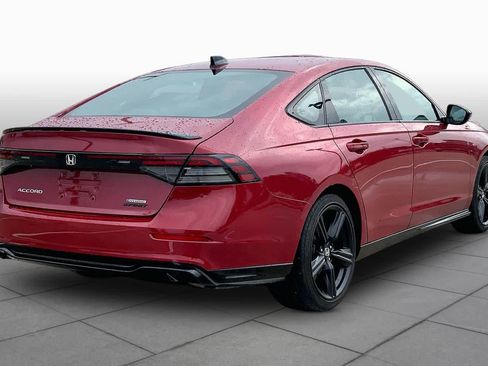 Used 2025 Honda Accord Sport image 13