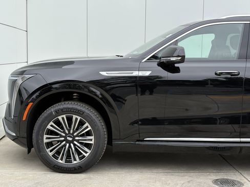 New 2026 Cadillac Escalade IQL Luxury image 5