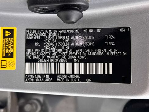 Used 2017 Toyota Highlander XLE w/ Carpet Mat Package AWD/4WD image 36
