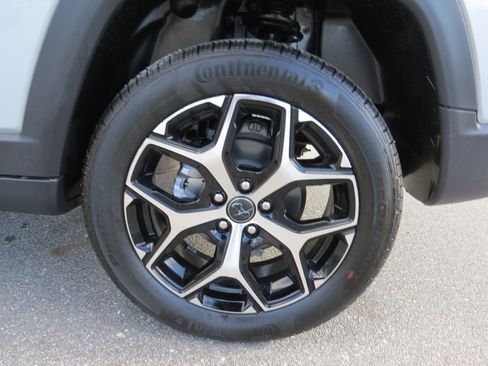 New 2026 Jeep Compass Limited w/ Sun, Sound & Navigation Group image 12