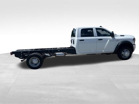 New 2026 RAM 5500 Tradesman AWD/4WD image 7