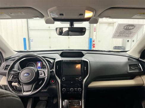 Used 2022 Subaru Ascent Limited image 10