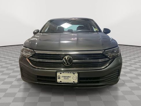 Used 2023 Volkswagen Jetta SE FWD image 8