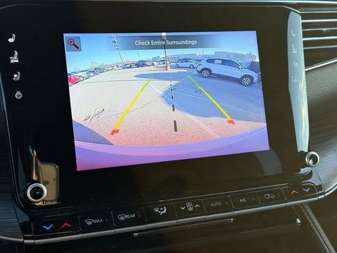 Used 2024 Jeep Wagoneer L Series II w/ Flexible Seating Group image 19