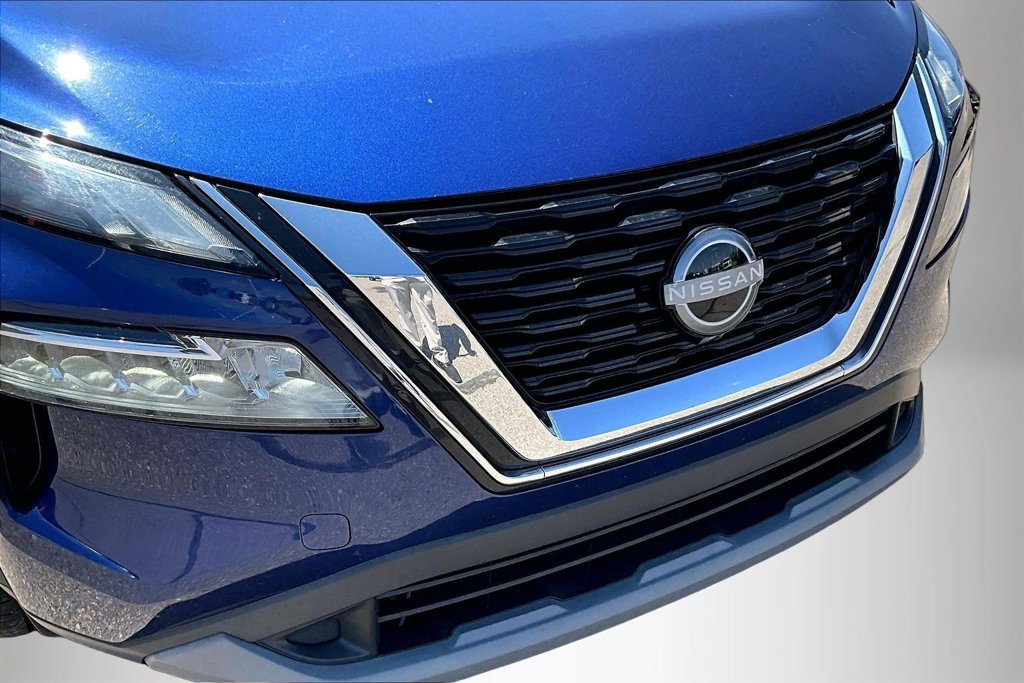 Used 2023 Nissan Rogue SV FWD image 31