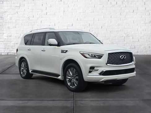 Used 2019 INFINITI QX80 Luxe w/ Proassist Package image 2