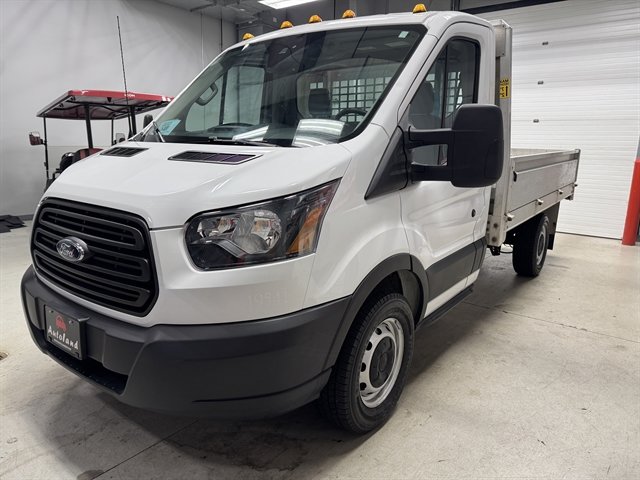 Used 2019 Ford Transit 250 138 RWD image 3
