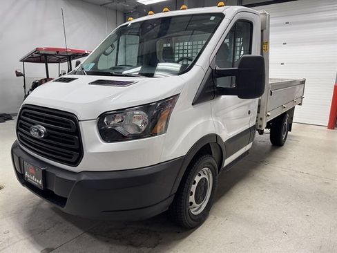 Used 2019 Ford Transit 250 138 RWD image 3