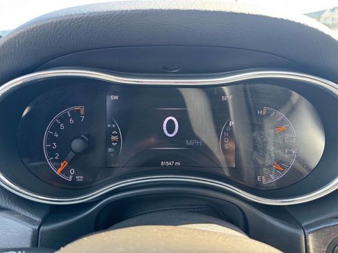 Used 2015 Jeep Grand Cherokee Altitude image 17